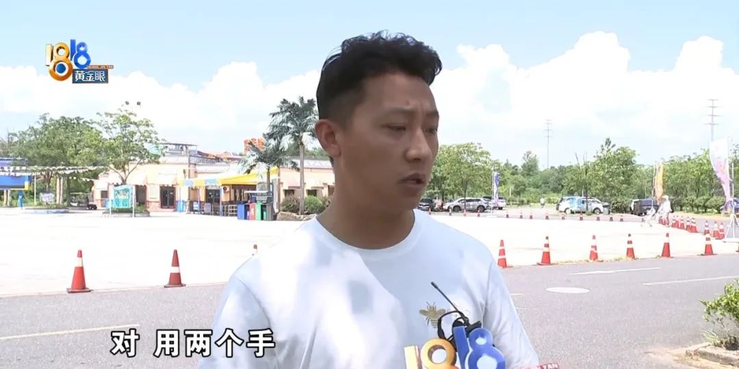 DƬ